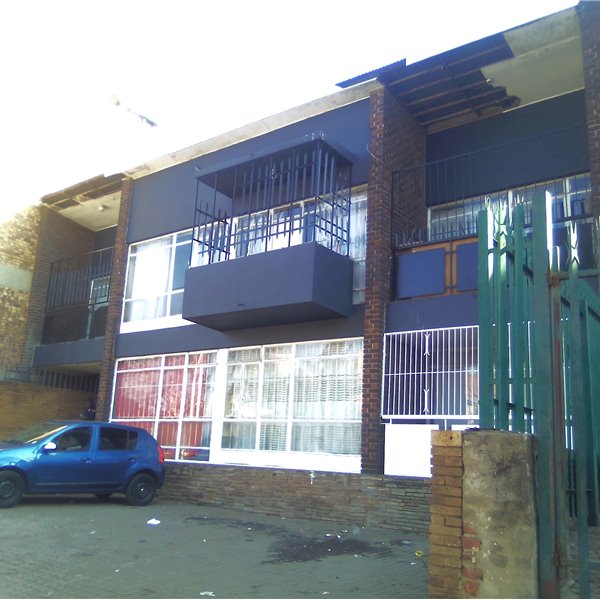 Dover Court , 43 Saunders Street , Yeoville - Property Ref: f108231, Johannesburg , Gauteng