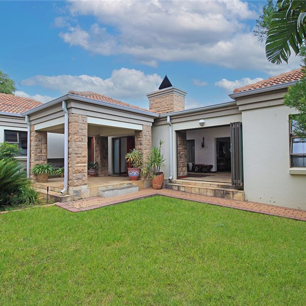 Blue Valley Golf Estate , 82 Rosewell Crescent , Blue Valley Golf Estate - Property Ref: f108399, Centurion , Gauteng